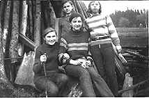 1970 rok - Jola, Jola, Gosia, Ewa na Baraniej Grze